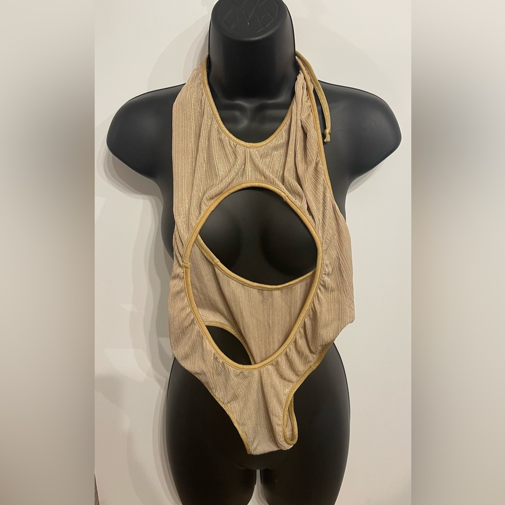 GOLD DANCER OUTFIT